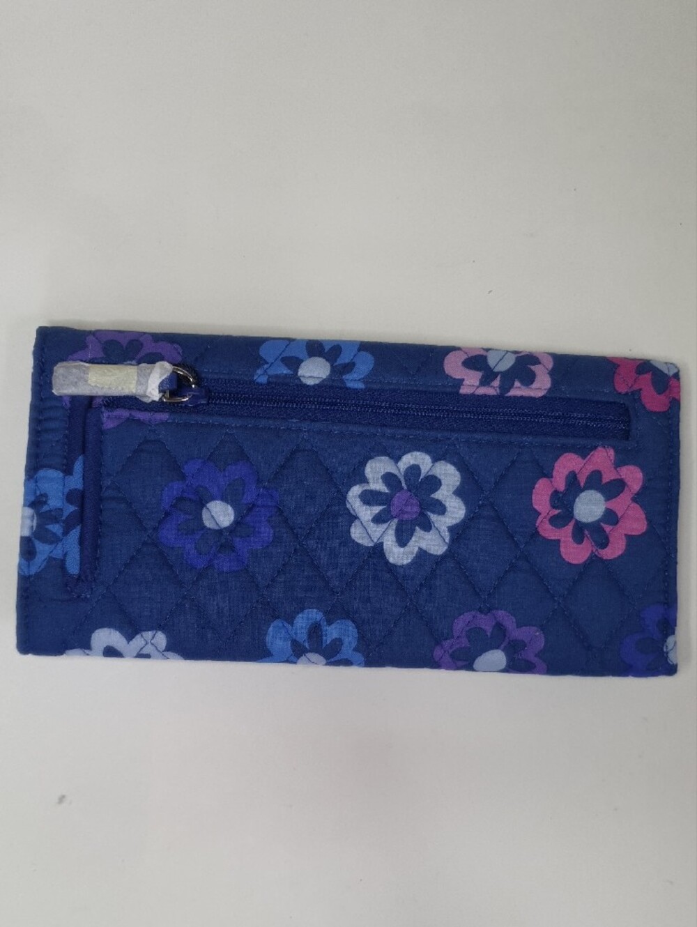 Vera Bradley Trifold Wallet In Ellie Flowers + Free Gift - Picture 2 of 8
